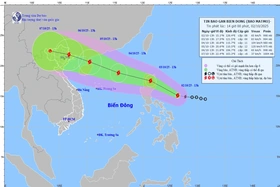 Bão MATMO giật cấp 10, tiếp tục mạnh thêm, hướng vào biển Đông