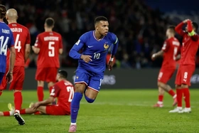 Mbappe lập công, Pháp thắng dễ Azerbaijan để củng cố ngôi đầu