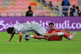 Indonesia thua đau đớn Iraq, giấc mơ World Cup 2026 tan thành mây khói: HLV Kluivert cay đắng