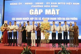 Phường Hòa Bình gặp mặt doanh nghiệp, hợp tác xã, hộ kinh doanh tiêu biểu