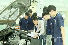 Đào tạo nguồn nhân lực gắn với nhu cầu tuyển dụng