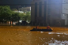 Thời tiết ngày 8/10: Bắc Bộ tiếp tục mưa lớn, lũ trên nhiều sông vượt mức báo động 3