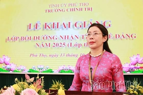 Khai giảng lớp bồi dưỡng nhận thức về Đảng