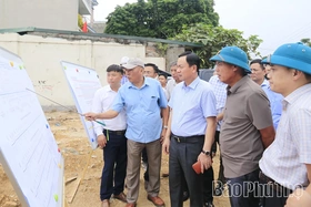 Kiểm tra tiến độ dự án Đường liên kết vùng khu vực Hoà Bình