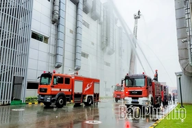 Thực tập phương án chữa cháy, cứu nạn, cứu hộ huy động nhiều lực lượng tại Công ty TNHH BHflex Vina