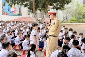 Tuyên truyền, nâng cao ý thức pháp luật về giao thông cho học sinh