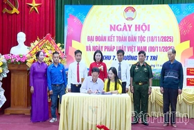 Ban công tác Mặt trận khu dân cư - Cầu nối giữa Nhân dân với chính quyền