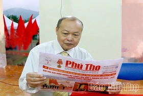 Giữ “mạch” thông tin với người có uy tín