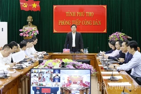 Chủ tịch UBND tỉnh Trần Duy Đông tiếp công dân định kỳ tháng 11