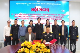 Ban Tuyên giáo và Dân vận Tỉnh ủy Phú Thọ ký kết phối hợp tuyên truyền biển đảo với Viện Kỹ thuật Hải quân
