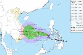 Dự báo bão số 15 có khả năng mạnh thêm, di chuyển phức tạp trên biển Đông