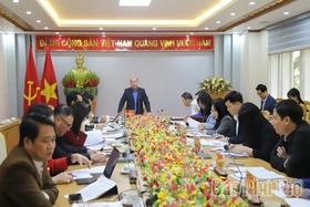 Thống nhất nội dung phục vụ kỳ họp thường lệ và chuyên đề HĐND tỉnh