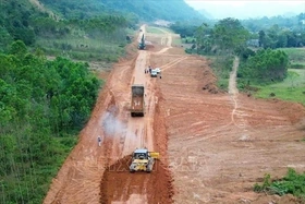 Thủ tướng yêu cầu đẩy nhanh tiến độ giải ngân vốn đầu tư công cuối năm