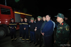 Sạt lở nghiêm trọng trên Quốc lộ 6, đoạn qua xã Mai Châu