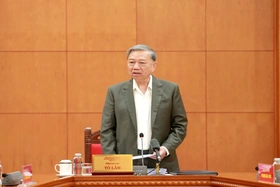 Nghiên cứu, bổ sung cơ cấu có đại biểu Quốc hội là người khuyết tật