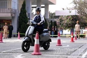 Hướng dẫn kỹ năng lái xe an toàn cho học sinh