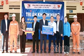 Công ty Điện lực Phú Thọ tổ chức chương trình tri ân khách hàng