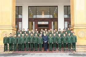 Quân khu 2 gặp mặt cán bộ cao cấp đã nghỉ hưu, nghỉ công tác trên địa bàn Quân khu