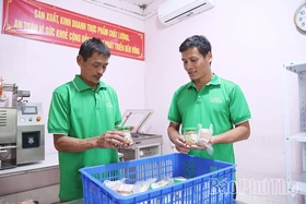 Đậm đà hương vị thịt chua Suối Sỏi