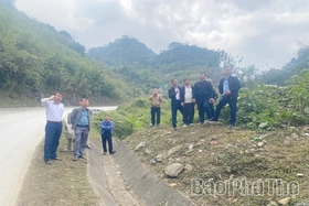 Kiểm tra nguy cơ sạt lở trên Quốc lộ 6
