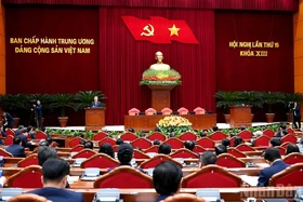 Thông báo Hội nghị lần thứ 15 Ban Chấp hành Trung ương Đảng khóa XIII