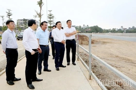 Phó Chủ tịch UBND tỉnh Nguyễn Huy Ngọc thăm, làm việc tại các xã khu vực Cẩm Khê