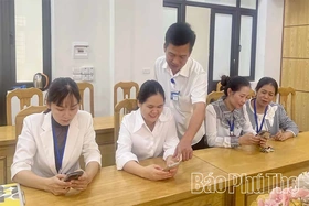 Tam Nông nâng cao chất lượng sinh hoạt chi bộ