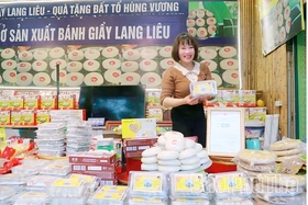 Lang Lieu Rice Cake - A Fragrant Offering from the Motherland