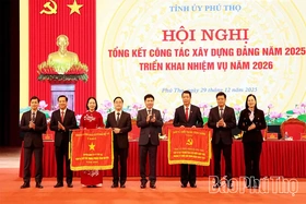 Xây dựng tỉnh Phú Thọ phát triển nhanh, bền vững, đáp ứng niềm tin của Nhân dân