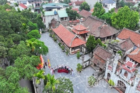 Giữ hồn làng cổ