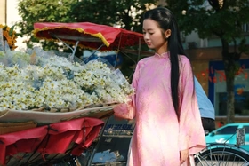 9 kiểu áo dài hot dịp Tết 2026