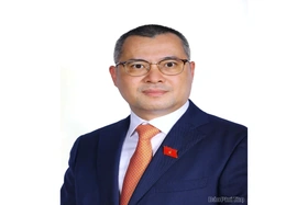 Phát huy sức mạnh đoàn kết, truyền thống văn hóa vùng Đất Tổ; tiên phong trong đổi mới, sáng tạo, chuyển đổi số; tạo đột phá để Phú Thọ phát triển nhanh, bền vững, cùng cả nước tự cường, tự tin, tiến mạnh trong kỷ nguyên vươn mình của dân tộc