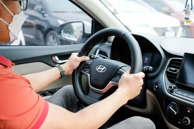 3 tính năng sẵn có trên xe giúp ngăn trẻ vô