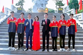 Hai hành trình, một niềm tin