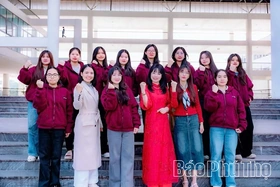 Mốc son của môn Ngữ văn Trường THPT Chuyên Vĩnh Phúc