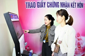 Mường Bi cải cách hành chính hướng tới sự hài lòng của người dân