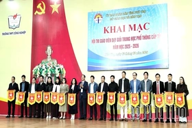 Khai mạc Hội thi giáo viên dạy giỏi THPT tỉnh Phú Thọ (cụm 3) khu vực Hòa Bình