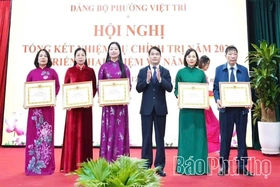 Nơi ươm mầm những “hạt giống đỏ”