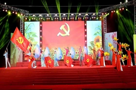 Giao lưu văn nghệ mừng Đảng, mừng Xuân