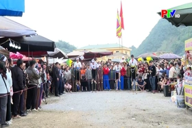 Traditional folk games of the Muong people