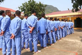 Người nghiện ma túy sẽ bị giám sát bằng vòng đeo điện tử như thế nào?