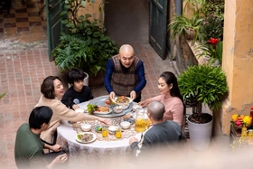 “Mùi phở” - phim Tết gia đình dễ xem, tròn trịa nhưng còn tiếc nuối