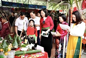 Spreading the Love for Traditional Culture in Schools