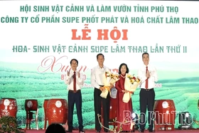 Bế mạc Lễ hội Hoa - Sinh vật cảnh Supe Lâm Thao lần thứ II