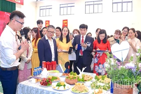 Nhiều hoạt động chăm lo cho lao động nữ