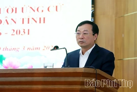 Các ứng cử viên đại biểu HĐND tỉnh tiếp xúc cử tri, vận động bầu cử tại phường Vân Phú