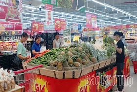 Đồng hành cùng người tiêu dùng, kinh doanh bền vững