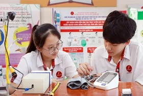 Học sinh trung học cả nước tham gia cuộc thi nghiên cứu khoa học, kỹ thuật