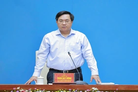 Chủ tịch UBND tỉnh Trần Duy Đông nghe báo cáo công tác tổ chức Giỗ Tổ Hùng Vương - Lễ hội Đền Hùng và Tuần Văn hóa - Du lịch Đất Tổ năm Bính Ngọ 2026