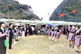 Giữ gìn và phát huy bản sắc văn hóa vùng đồng bào dân tộc thiểu số